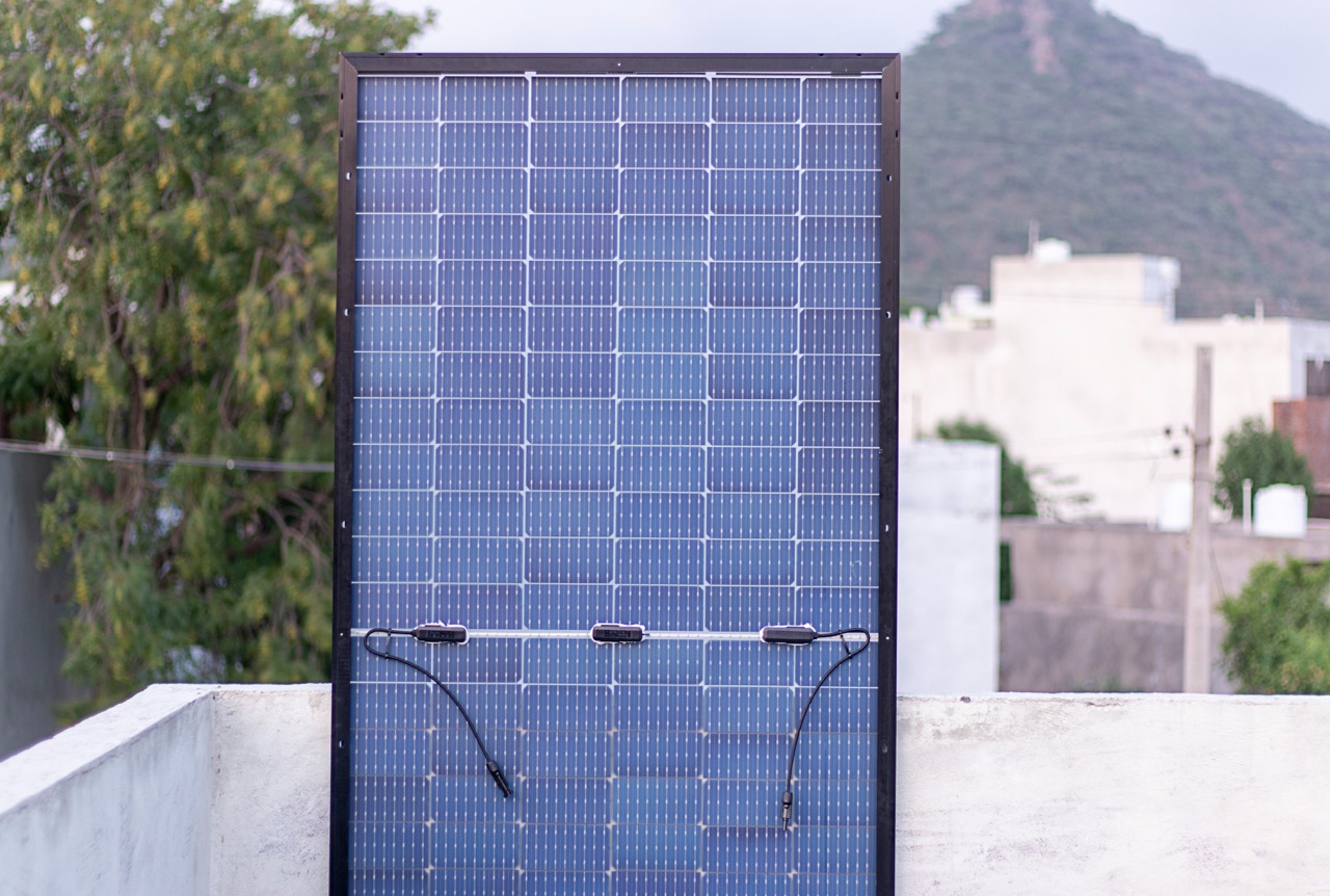 panneau solaire bifacial